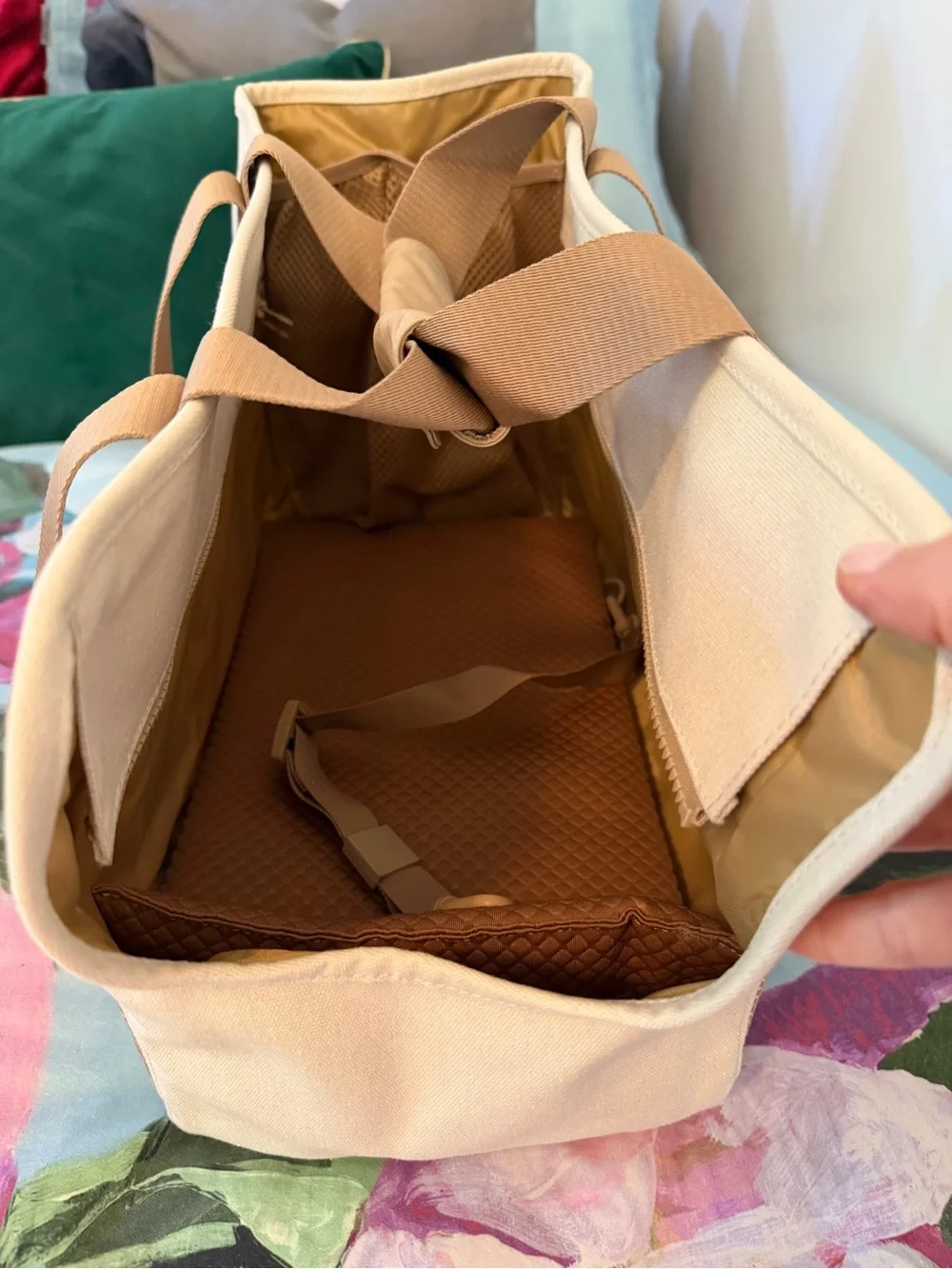 Lambwolf Subway Petite Pet Carrycot Blush-Tan Canvas Dog Carrier - New with Tags